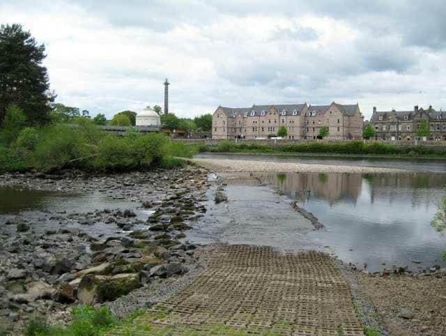 Stunning 2 Bedroom River View Apartment パース エクステリア 写真